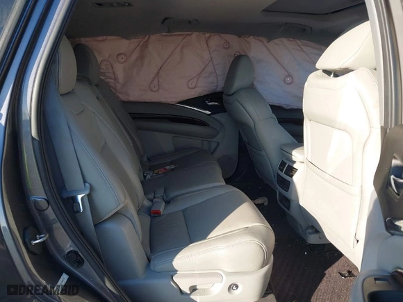 2017 Acura MDX w/Technology Pkg with VIN 5FRYD4H58HB042250, listed as a IAAI auction lot 41382885 with 111,990 mi miles. Bid and sale history available at carsss.com. Image 8.