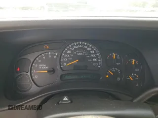 2005 Chevrolet Suburban LS with VIN 3GNFK16Z05G252745, listed as a Copart auction lot 71750854 with 149,885 mi miles and Salvage Title. Bid and sale history available at carsss.com. Image 9.