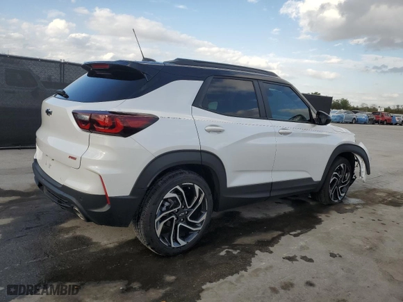 2024 Chevrolet TrailBlazer RS with VIN KL79MTSL1RB139511, listed as a Copart auction lot 47520305 with 3,946 mi miles and Non Repairable. Bid and sale history available at carsss.com. Image 3.