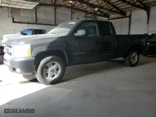 2011 Chevrolet Silverado 1500 LT with VIN 1GCRKSE30BZ227249, listed as a Copart auction lot 46040175 with 328,275 mi miles and Salvage Title. Bid and sale history available at carsss.com. Image 1.