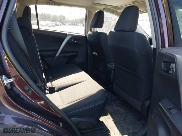 2018 Toyota RAV4 XLE with VIN 2T3RFREV6JW839890, listed as a IAAI auction lot 41654804 with 72,038 mi miles. Bid and sale history available at carsss.com. Image 8.