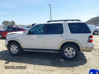 2010 Ford Explorer Eddie Bauer with VIN 1FMEU6EE5AUB13286, listed as a IAAI auction lot 41737633 with 207,341 mi miles. Bid and sale history available at carsss.com. Image 14.