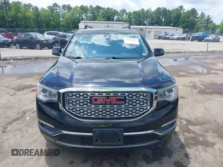 2017 GMC Acadia Denali z VIN 1GKKNXLS5HZ142811, wystawiony jako IAAI lot #42401541 z przebiegiem 72 868 mil mil oraz . Historia ofert i sprzedaży dostępna na DreamBid. Obrazek 12.