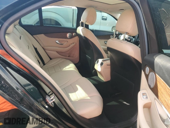 2019 Mercedes-Benz C 300 with VIN 55SWF8DB4KU288353, listed as a Copart auction lot 54496645 with Not provided miles and Salvage title. Bid and sale history available at DreamBid. Image 10.