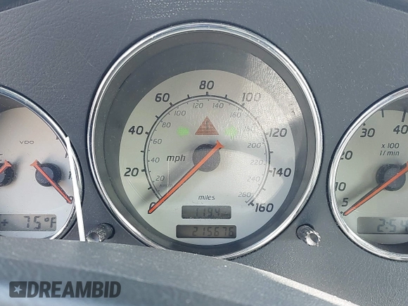 1999 Mercedes-Benz SLK 230/320 z VIN WDBKK47F7XF126995, wystawiony jako IAAI lot #42453023 z przebiegiem 215 676 mil mil oraz . Historia ofert i sprzedaży dostępna na DreamBid. Obrazek 7.