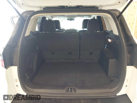 2017 Ford Escape SE z VIN 1FMCU0GD3HUC12658, wystawiony jako IAAI lot #41801033 z przebiegiem 107 662 mil mil oraz . Historia ofert i sprzedaży dostępna na DreamBid. Obrazek 17.