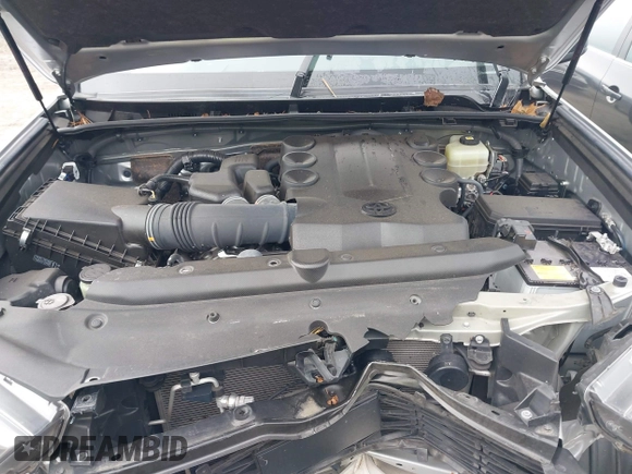 2022 Toyota 4Runner SR5 with VIN JTEMU5JR4N6054529, listed as a IAAI auction lot 41184357 with 47,628 mi miles and . Bid and sale history available at DreamBid. Image 10.