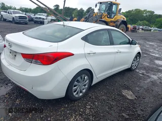 2012 Hyundai Elantra GLS z VIN 5NPDH4AE3CH123004, wystawiony jako IAAI lot #42392339 z przebiegiem 201 667 mil mil oraz . Historia ofert i sprzedaży dostępna na DreamBid. Obrazek 4.