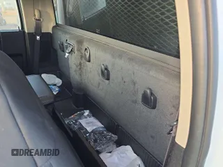 2023 Ram 1500 Tradesman z VIN 3C6JR6DT1PG671725, wystawiony jako IAAI lot #42185621 z przebiegiem 41 633 mil mil oraz . Historia ofert i sprzedaży dostępna na DreamBid. Obrazek 1.