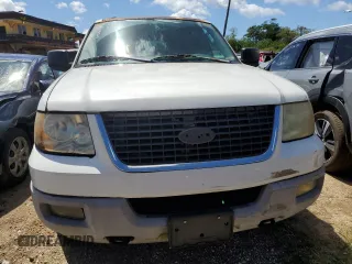 2003 Ford Expedition Special Service z VIN 1FMFU16L63LC08498, wystawiony jako Copart lot #46368215 z przebiegiem 125 848 mil mil oraz Szkoda całkowita • Salvage title. Historia ofert i sprzedaży dostępna na DreamBid. Obrazek 5.