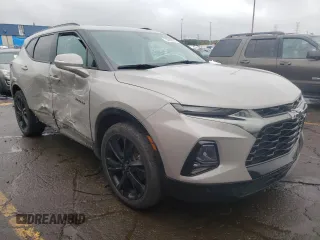 2021 Chevrolet Blazer RS z VIN 3GNKBERSXMS509247, wystawiony jako Copart lot #73010674 z przebiegiem 40 324 mil mil oraz Czysty tytuł • Clean title. Historia ofert i sprzedaży dostępna na DreamBid. Obrazek 4.