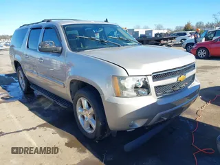 2007 Chevrolet Suburban LT with VIN 1GNFK163X7J185097, listed as a IAAI auction lot 41223895 with Not Provided miles and . Bid and sale history available at DreamBid. Image 1.