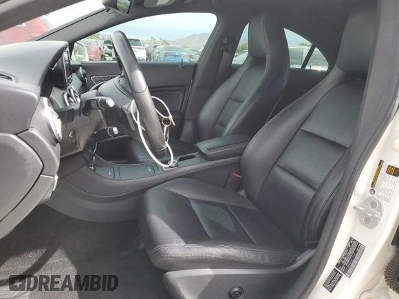 2015 Mercedes-Benz CLA 250 with VIN WDDSJ4EB0FN212163, listed as a Copart auction lot 49109685 with 138,549 mi miles and Salvage Title. Bid and sale history available at DreamBid. Image 7.