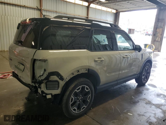 2025 Ford Bronco Sport Outer Banks with VIN 3FMCR9CN6SRE17295, listed as a Copart auction lot 55597115 with 338 mi miles and Salvage title. Bid and sale history available at DreamBid. Image 3.