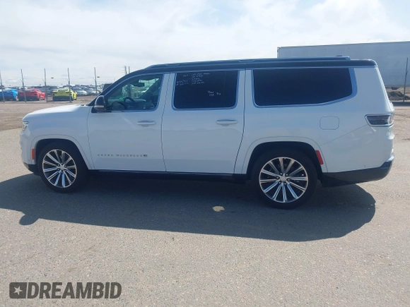 2023 Jeep Grand Wagoneer Series II с VIN 1C4SJSFP4PS556932, выставлен на аукционе IAAI как лот 41949734 с пробегом 63 281 миль миль и . История ставок и продаж доступна на DreamBid. Изображение 14.