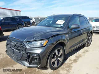 2022 Audi Q5 S line Premium Plus with VIN WA1EAAFY1N2051017, listed as a IAAI auction lot 41348030 with 25,942 mi miles. Bid and sale history available at carsss.com. Image 17.