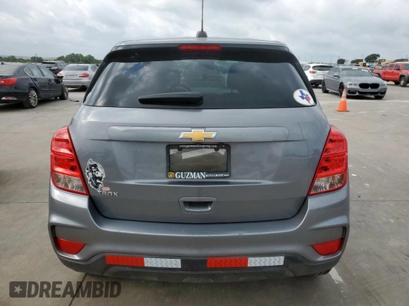 2020 Chevrolet Trax LS with VIN 3GNCJKSB4LL175757, listed as a Copart auction lot 61504935 with 83,028 mi miles and Clean title. Bid and sale history available at DreamBid. Image 6.