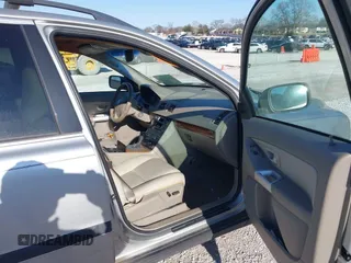 2006 Volvo XC90 2.5L Turbo with VIN YV4CZ592661278664, listed as a IAAI auction lot 41696894 with 182,329 mi miles. Bid and sale history available at carsss.com. Image 5.