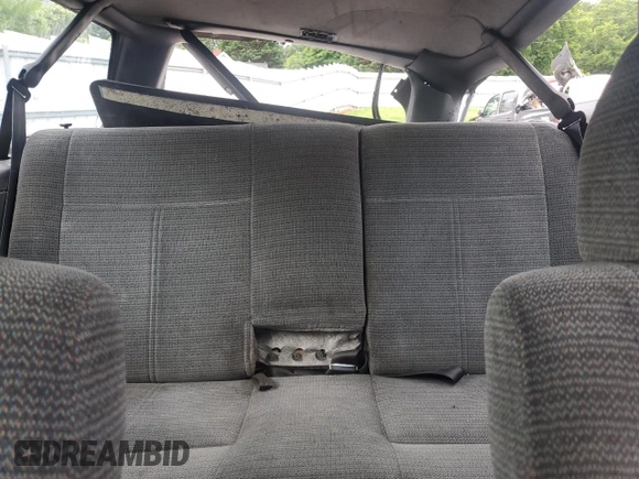 1998 Subaru Legacy L with VIN 4S3BK435XW6316402, listed as a Copart auction lot 60301805 with 288,744 mi miles and Salvage title. Bid and sale history available at DreamBid. Image 10.