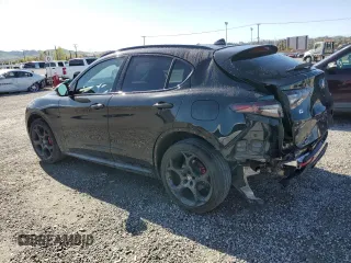 2024 Alfa Romeo Stelvio Ti z VIN ZASPAKBN3R7D79474, wystawiony jako Copart lot #50245995 z przebiegiem 14 558 mil mil oraz Szkoda całkowita • Salvage title. Historia ofert i sprzedaży dostępna na DreamBid. Obrazek 2.