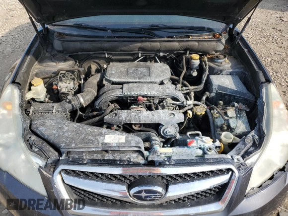 2012 Subaru Legacy 2.5i z VIN 4S3BMBA65C3029699, wystawiony jako Copart lot #43808385 z przebiegiem 293 518 mil mil oraz Nie do naprawy • Non repairable. Historia ofert i sprzedaży dostępna na DreamBid. Obrazek 13.