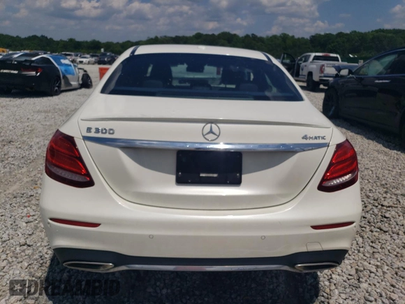 2017 Mercedes-Benz E 300 Luxury with VIN WDDZF4KB1HA148925, listed as a Copart auction lot 60001475 with 72,293 mi miles and Salvage title. Bid and sale history available at DreamBid. Image 6.