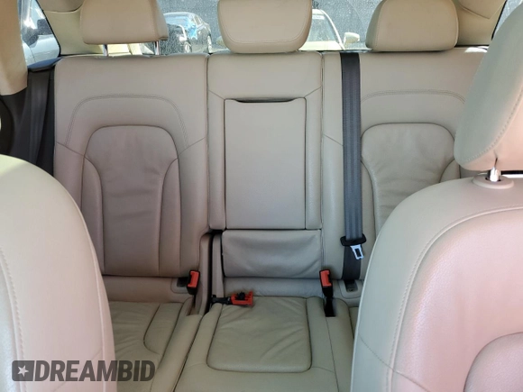 2015 Audi Q5 Premium with VIN WA1CFAFP4FA130639, listed as a Copart auction lot 40376174 with 77,301 mi miles and Salvage title. Bid and sale history available at DreamBid. Image 10.