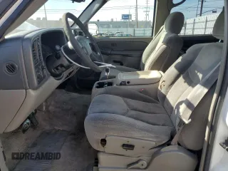2003 Chevrolet Tahoe Special Service with VIN 1GNEK13Z93J275579, listed as a Copart auction lot 84883804 with 191,321 mi miles and Salvage Title. Bid and sale history available at carsss.com. Image 7.