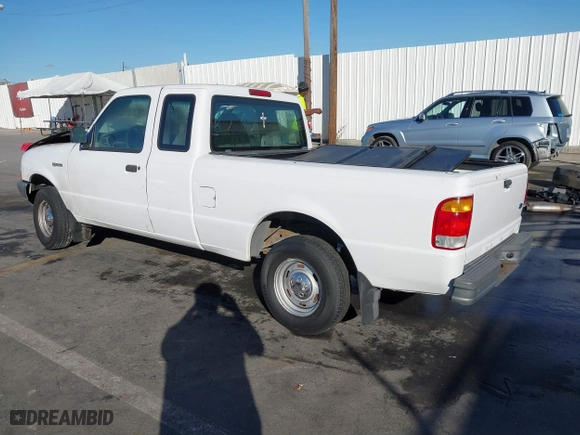 1998 Ford Ranger XL with VIN 1FTYR14U4WPA33661, listed as a IAAI auction lot 40824383 with 131,858 mi miles. Bid and sale history available at carsss.com. Image 3.