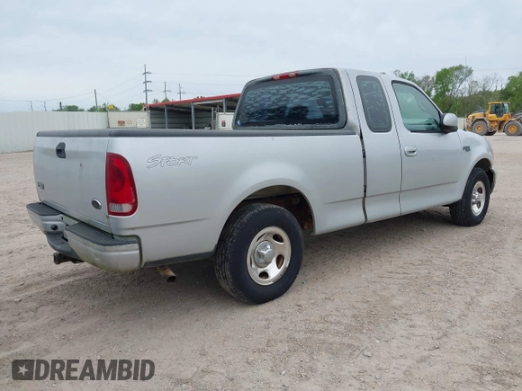 2002 Ford F-150 XL with VIN 1FTRX17282NA84011, listed as a IAAI auction lot 41871210 with 1 mi miles. Bid and sale history available at carsss.com. Image 4.