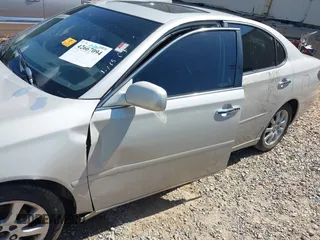 2002 Lexus ES 300 with VIN JTHBF30G720087113, listed as a IAAI auction lot 42667094 with Not provided miles and . Bid and sale history available at DreamBid. Image 6.