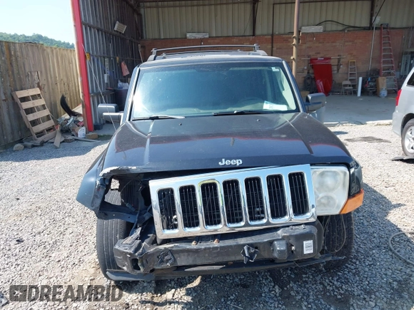 2010 Jeep Commander Sport z VIN 1J4RG4GK0AC157281, wystawiony jako IAAI lot #42581215 z przebiegiem 202 014 mil mil oraz . Historia ofert i sprzedaży dostępna na DreamBid. Obrazek 13.