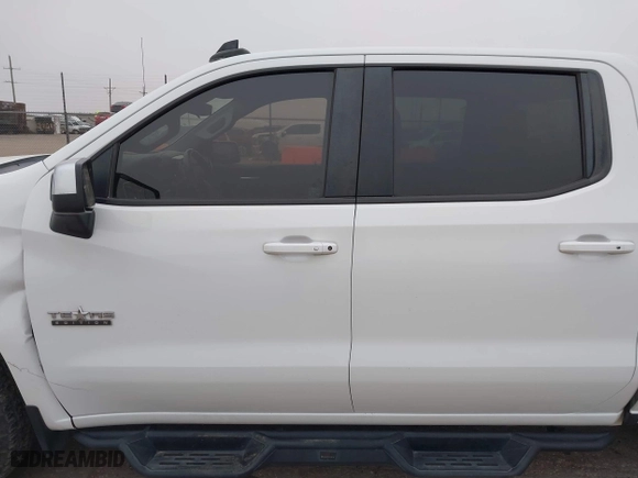 2019 Chevrolet Silverado 1500 LT with VIN 3GCPWCEK0KG209908, listed as a IAAI auction lot 41528342 with 73,742 mi miles. Bid and sale history available at carsss.com. Image 14.