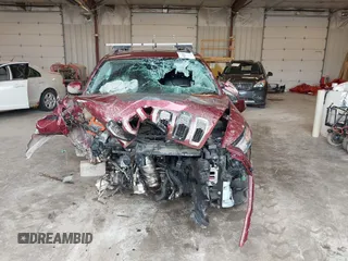 2015 Jeep Cherokee Limited z VIN 1C4PJMDB1FW651268, wystawiony jako IAAI lot #42226223 z przebiegiem 181 631 mil mil oraz . Historia ofert i sprzedaży dostępna na DreamBid. Obrazek 6.