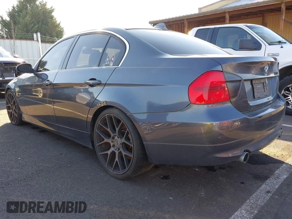 2007 BMW 3 Series 335i with VIN WBAVB73527VF50717, listed as a IAAI auction lot 41444849 with 1 mi miles. Bid and sale history available at carsss.com. Image 3.