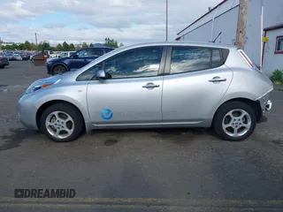 2011 Nissan LEAF SL-e z VIN JN1AZ0CP2BT008771, wystawiony jako IAAI lot #39745384 z przebiegiem 64 758 mil mil oraz . Historia ofert i sprzedaży dostępna na DreamBid. Obrazek 15.
