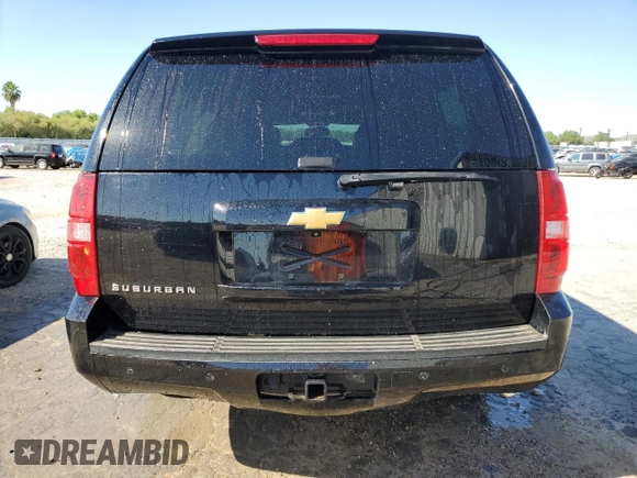 2014 Chevrolet Suburban LT with VIN 1GNSCJE04ER156583, listed as a Copart auction lot 73730364 with 243,131 mi miles and Clean Title. Bid and sale history available at carsss.com. Image 6.