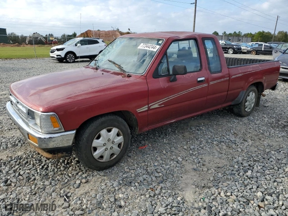 1992 Toyota 2WD Pickups DLX with VIN JT4RN93P1N5052818, listed as a Copart auction lot 77344244 with 484,357 mi miles and Salvage Title. Bid and sale history available at carsss.com. Image 1.
