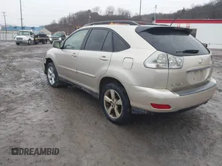 2004 Lexus RX with VIN JTJHA31U040067476, listed as a IAAI auction lot 41568448 with 154,787 mi miles. Bid and sale history available at carsss.com. Image 3.