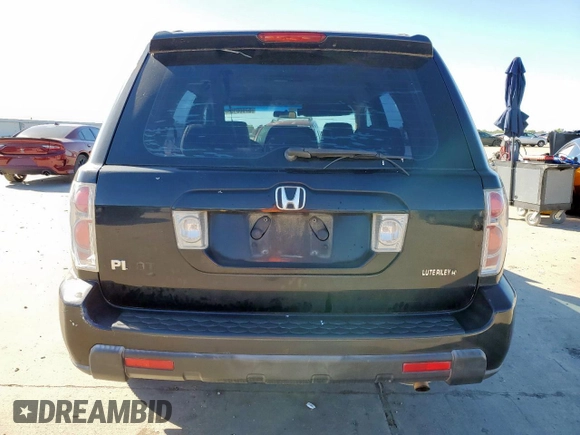 2006 Honda Pilot LX with VIN 5FNYF28116B022402, listed as a Copart auction lot 57600105 with 226,999 mi miles and Salvage title. Bid and sale history available at DreamBid. Image 6.