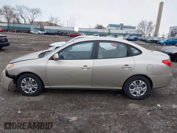 2010 Hyundai Elantra GLS z VIN KMHDU4AD6AU195171, wystawiony jako IAAI lot #41863106 z przebiegiem Nie podano mil oraz . Historia ofert i sprzedaży dostępna na DreamBid. Obrazek 14.