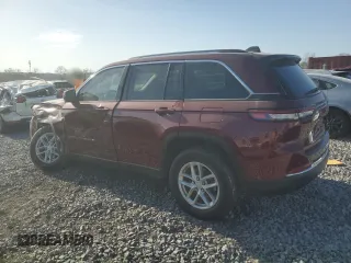 2023 Jeep Grand Cherokee Laredo with VIN 1C4RJGAG0PC534276, listed as a Copart auction lot 48182115 with 18,657 mi miles and Salvage title. Bid and sale history available at DreamBid. Image 2.
