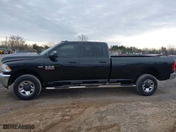 2018 Ram 2500 Tradesman with VIN 3C6UR5HJ9JG189592, listed as a IAAI auction lot 41919085 with 57,154 mi miles. Bid and sale history available at carsss.com. Image 15.