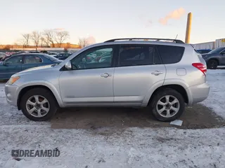 2009 Toyota RAV4 Ltd with VIN 2T3BF31VX9W004505, listed as a IAAI auction lot 41269143 with 1 mi miles. Bid and sale history available at carsss.com. Image 13.