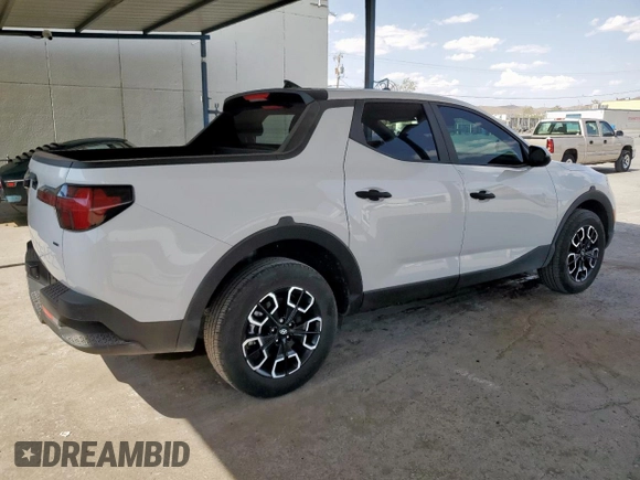 2024 Hyundai Santa Cruz SEL z VIN 5NTJBDDE0RH111743, wystawiony jako Copart lot #66049935 z przebiegiem 17 489 mil mil oraz Szkoda całkowita • Salvage title. Historia ofert i sprzedaży dostępna na DreamBid. Obrazek 3.