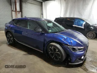 2024 Kia EV6 Wind with VIN KNDC34LA4R5214098, listed as a Copart auction lot 54775745 with 29,642 mi miles and Clean Title. Bid and sale history available at carsss.com. Image 4.