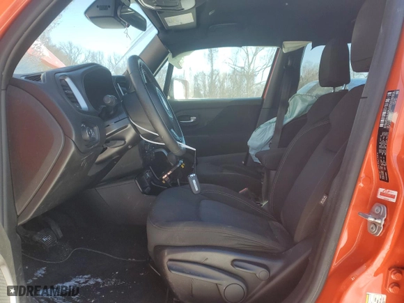 2021 Jeep Renegade Latitude with VIN ZACNJCBB0MPM67371, listed as a Copart auction lot 46133625 with 38,168 mi miles and Salvage Title. Bid and sale history available at carsss.com. Image 7.