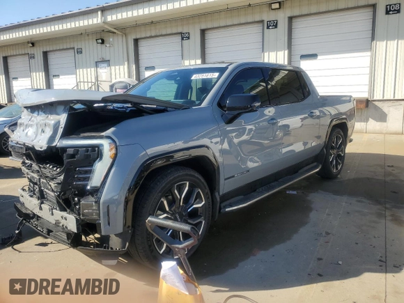 2024 GMC Sierra 1500 with VIN 1GT401EL5RU401222, listed as a Copart auction lot 43251615 with 8,806 mi miles and Salvage Title. Bid and sale history available at DreamBid. Image 1.