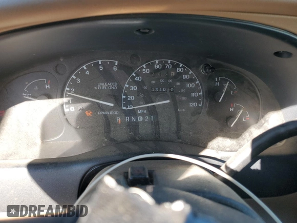 1996 Ford Explorer XL z VIN 1FMDU34X4TZA70403, wystawiony jako Copart lot #76780834 z przebiegiem 131 020 mil mil oraz Tytuł czysty. Historia ofert i sprzedaży dostępna na DreamBid. Obrazek 9.