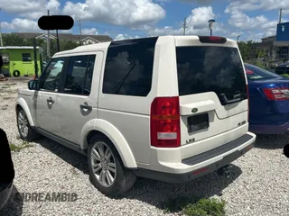 2009 Land Rover LR3 HSE with VIN SALAG25429A495471, listed as a Copart auction lot 61038485 with 201,193 mi miles and Clean title. Bid and sale history available at DreamBid. Image 3.